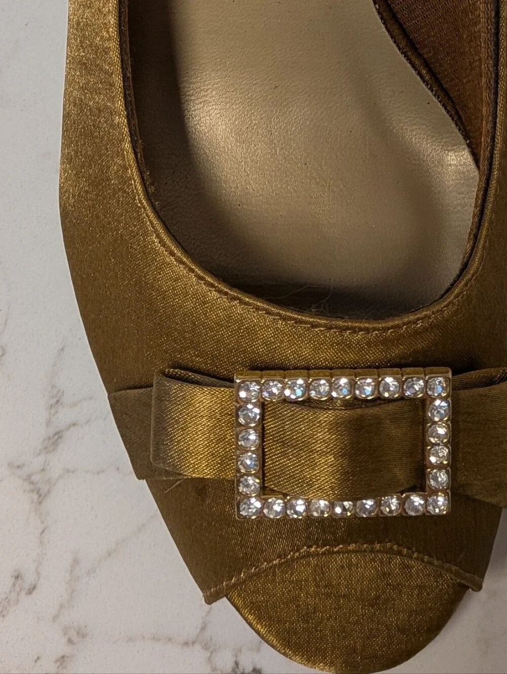 NWOT Bouquets Gold Satin Peep-toe Pumps Rinestones Old Holywood Glam Mobwife (8)